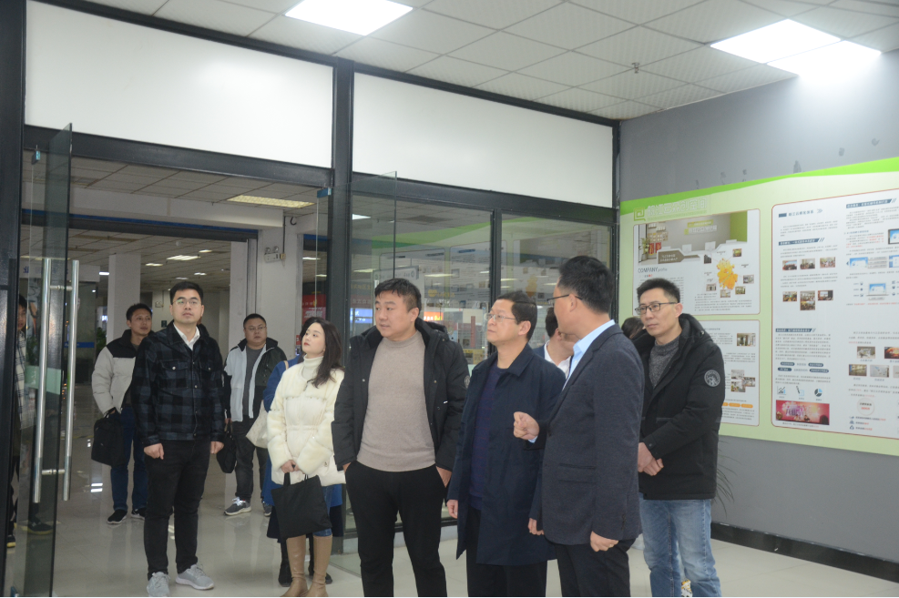 省人社厅劳动力要素市场化配置改革调研组莅临易恒云创调研指导(图1)